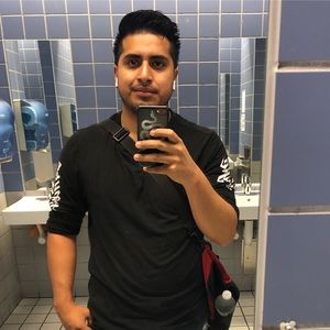 Meet your Posher, Jonathan